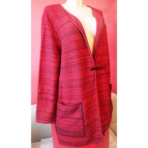 Kabátik červený na sponu